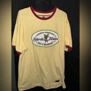 CultureFly Schrute Farms Bed & Breakfast ringer tee
